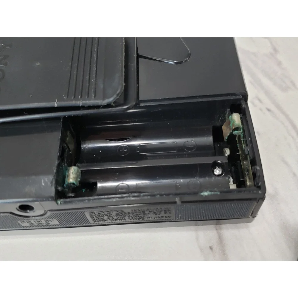 BROKEN FOR PARTS Sony Walkman WM-41 Stereo Cassette Tape Player Portable